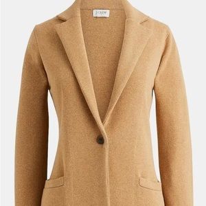 Stay warm in this J Crew Factory Schoolboy Sweater. Size Large. 🍁🍂🍁🍂